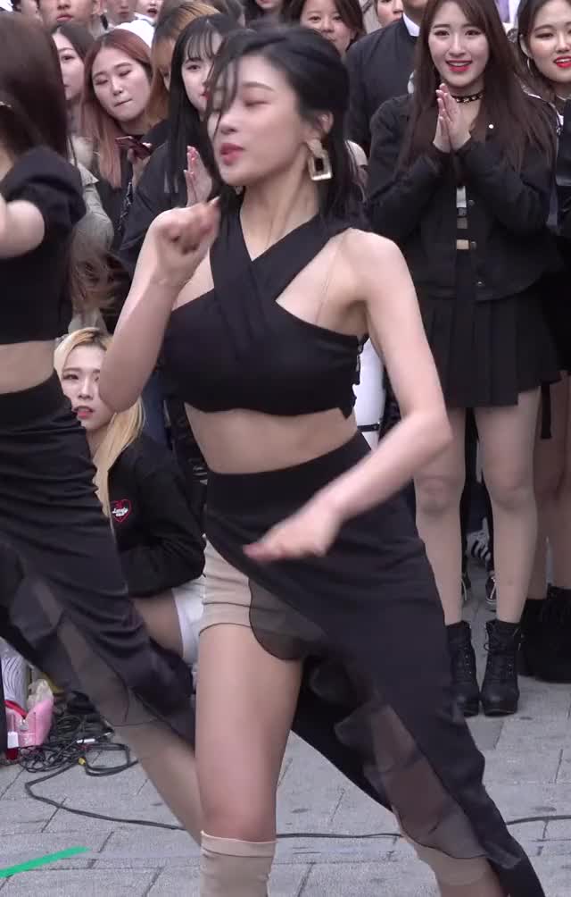 190407 Camila Yubin armpits