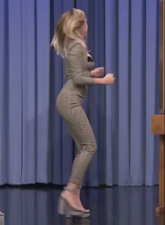 Celebrity Cute Miley Cyrus gif