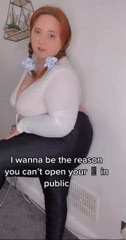 bbw busty chubby cleavage curvy redhead ssbbw tiktok spicytiktokginger gif