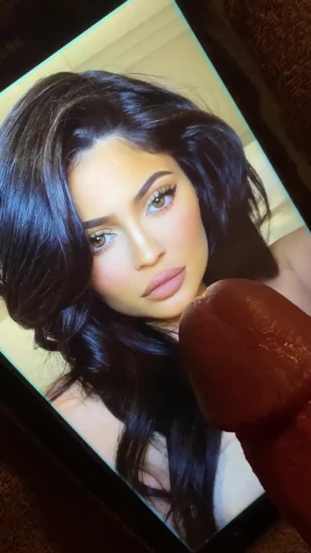 Kylie Jenner Cum Tribute