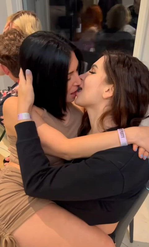 friends kissing lesbian gif