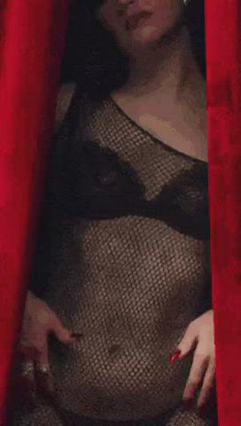 fishnet olivia cooke pawg gif