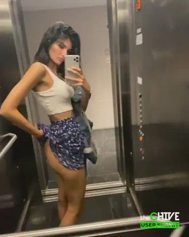 Ass Booty Brunette Cute Elevator Flashing Public Selfie Skirt gif