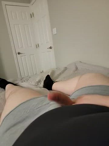 25 straight dms open. Who wants to get stretched out by my Big Thick Cock;) any takers