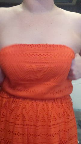 my favorite sundress. easy to flash anywhere