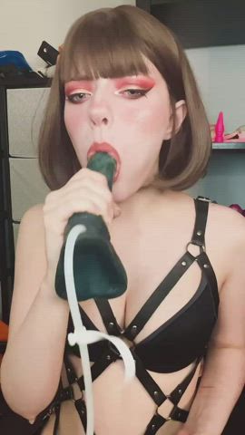 Fill my mouth with cum~