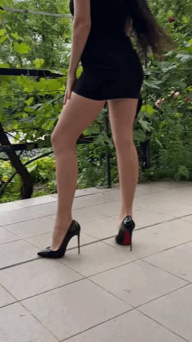 goddess heels high heels legs long legs outdoor petite sexy tease teasing gif