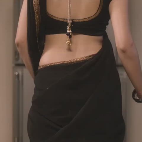 actress hips saree gif