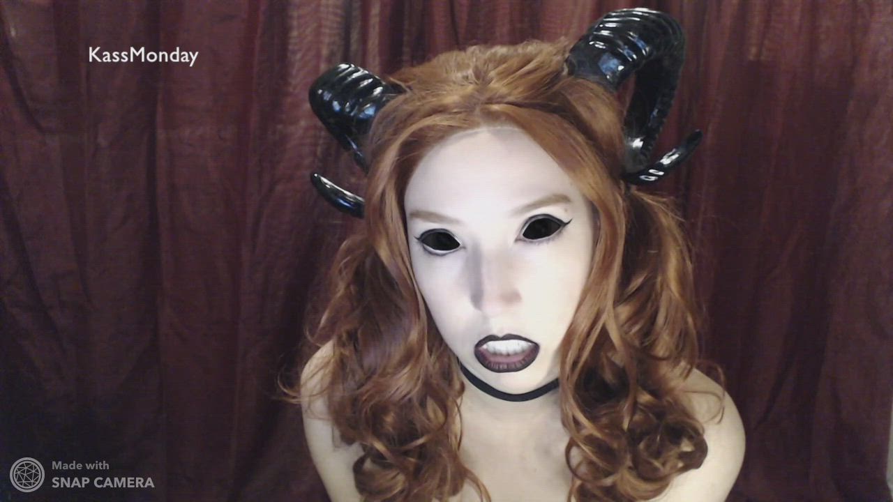 Choker Cosplay Goth Monster Girl Pale Redhead gif