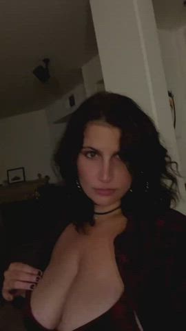 babe boobs hotwife gif