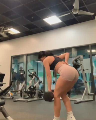 amateur big ass blue eyes brunette college fitness gym natural tits pawg sneakers