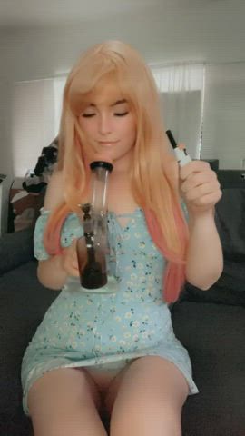 Wanna smoke and watch anime??