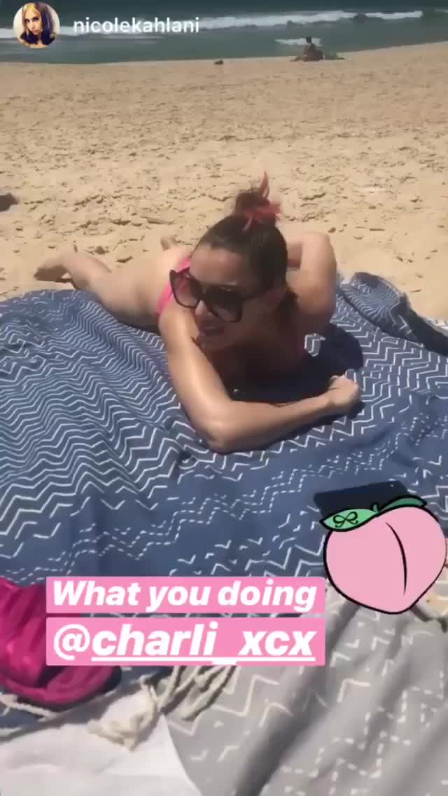 charli xcx 27 5 2019 18 52 18 453