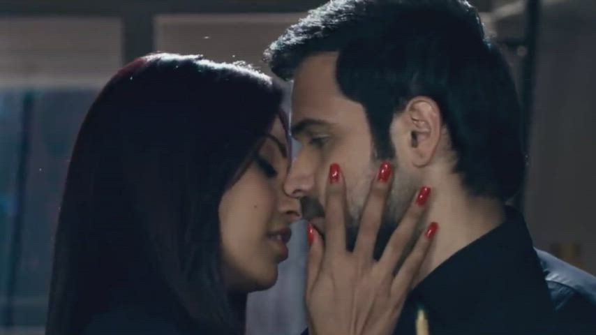 Bipasha Basu and Emraan Hashmi devouring each other