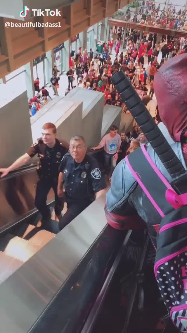 I expected him to grab the cops hand? #deadpool #paxwest