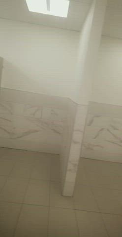 I did this in the uni bathroom lmao