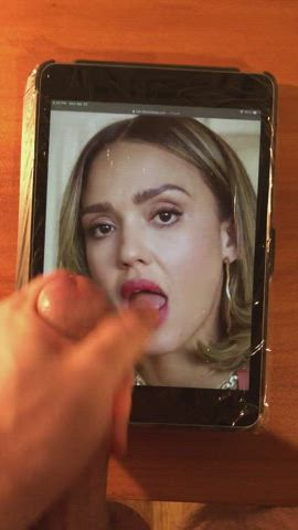 Jessica Alba open mouth cum facial