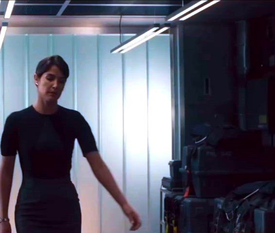 celebrity cobie smulders walking gif