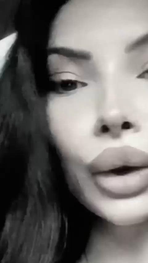 fake lips lips nipslip pussy lips gif