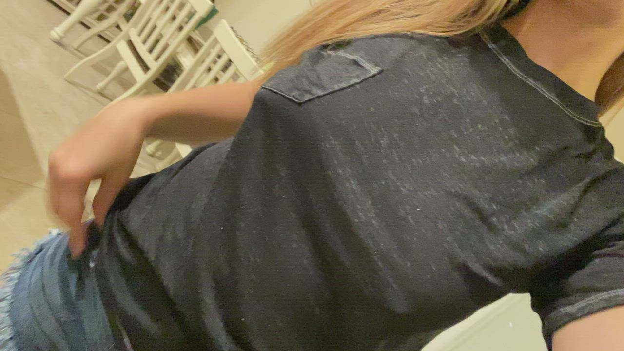 I love my how my tits bounce with no bra. [OC][F]