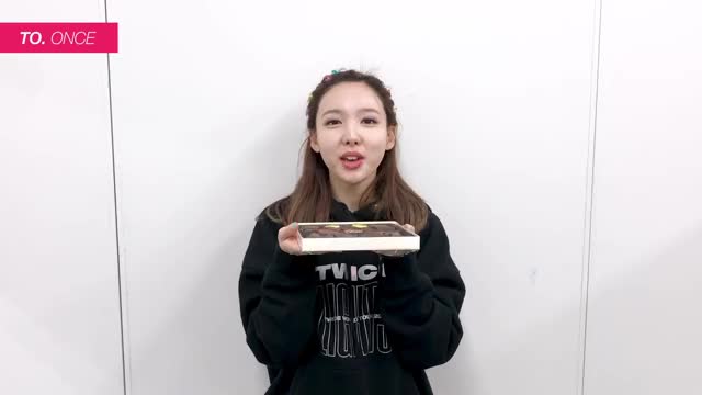 V LIVE - You are TWICE's Valentine? - Nayeon