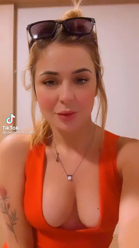 Amateur Big Tits Downblouse Natural Tits TikTok Tits Porn GIF