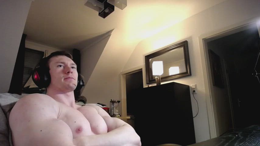 Pec Bouncing Always Makes GOD JADEN Smirk