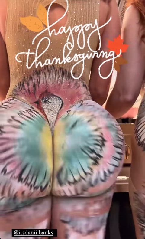 big ass pawg thanksgiving twerking gif