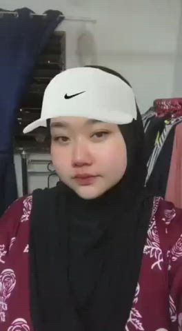 Big Tits Hijab Jiggling Nipples Topless gif