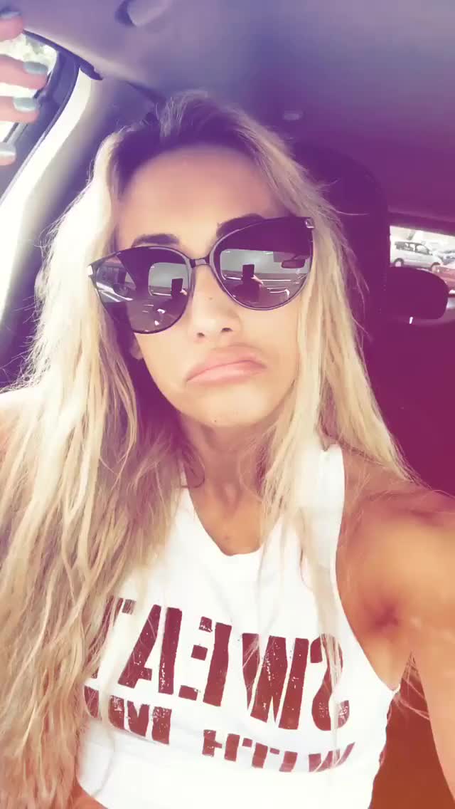 Mella Car