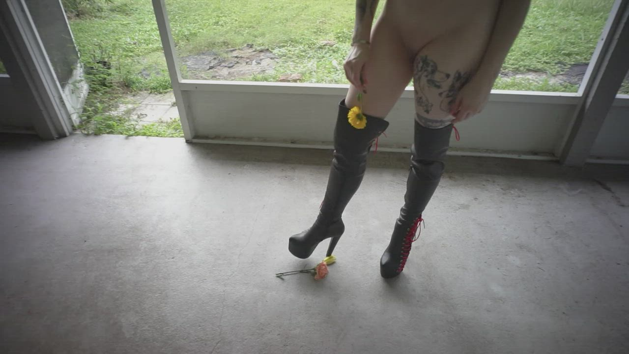 Amateur Boots Feet Feet Fetish Fetish Foot Foot Fetish High Heels Kinky Masturbating