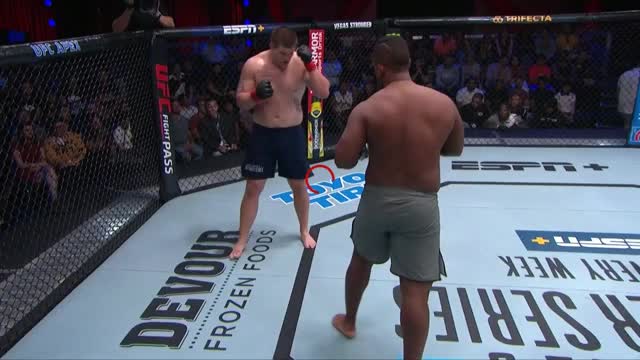 Yorgan De Castro vs. Alton Meeks - UFC Apex 1 aka Contender Series