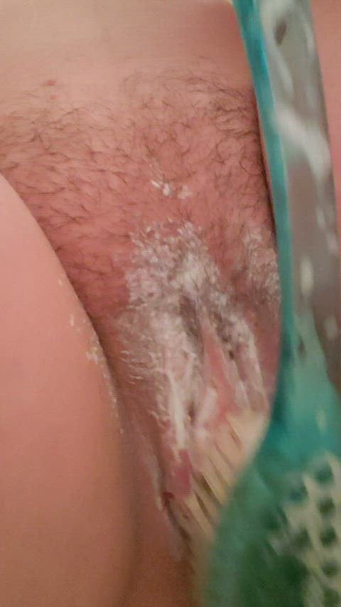 Toothpaste on my pussy and tdick