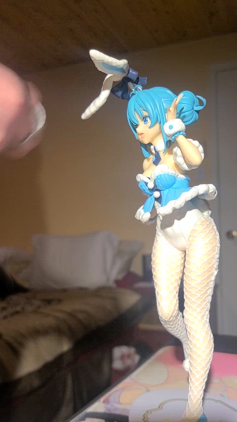 Miku made so horny I missed my shot >w<