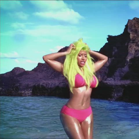 I want to feel all over Nicki’s body.