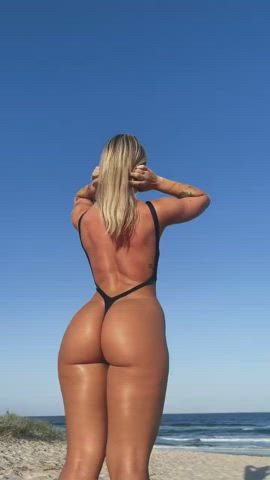 ass babe babes babysitter beach big ass gif