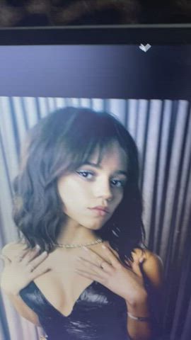 Jenna Ortega Cumtribute Vid