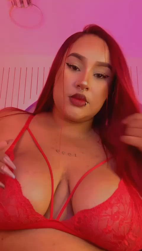 amateur big tits boobs latina red hair teen gif