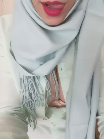 big tits hijab natural tits turkish gif