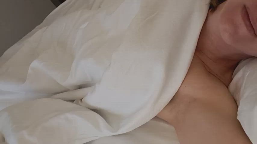 amateur boobs homemade milf pussy solo gif