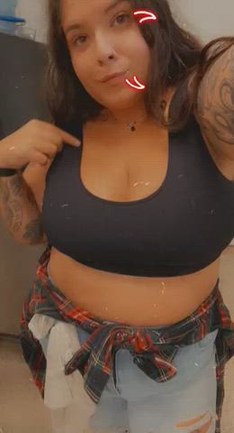 tits titty drop work bbw boobs curvy goth-girls gif