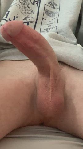 It’s so much fun jerking my smooth, freshly shaved cock