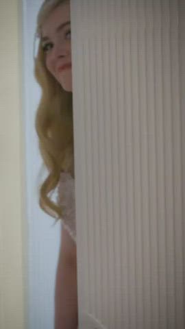 blonde dirty blonde elle fanning gif