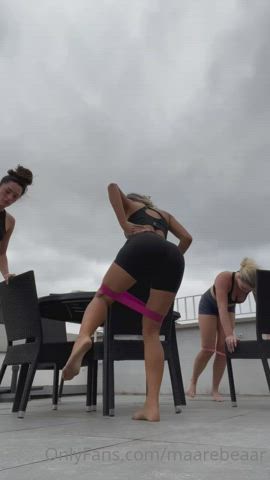 Ass Blonde Workout gif