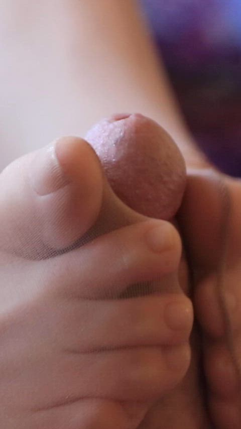 Sexy Footjob Preview