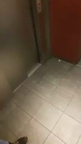 amateur blowjob elevator fffm foursome homemade public sucking gif