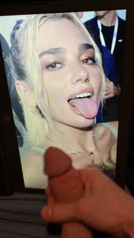 Dua Lipa cum tribute