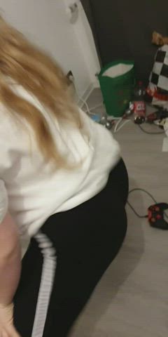 Ass Dancing Girlfriend Leggings Legs Teen Twerking gif