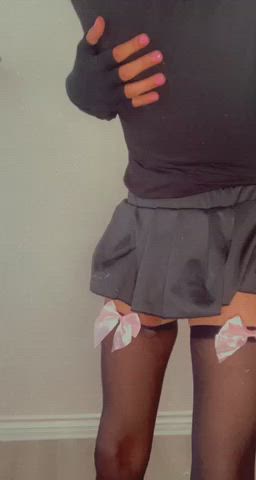Do u like my skirt?