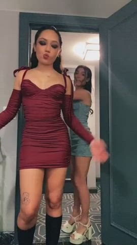 19 years old amateur ass dancing dress onlyfans teen tiktok twerking gif